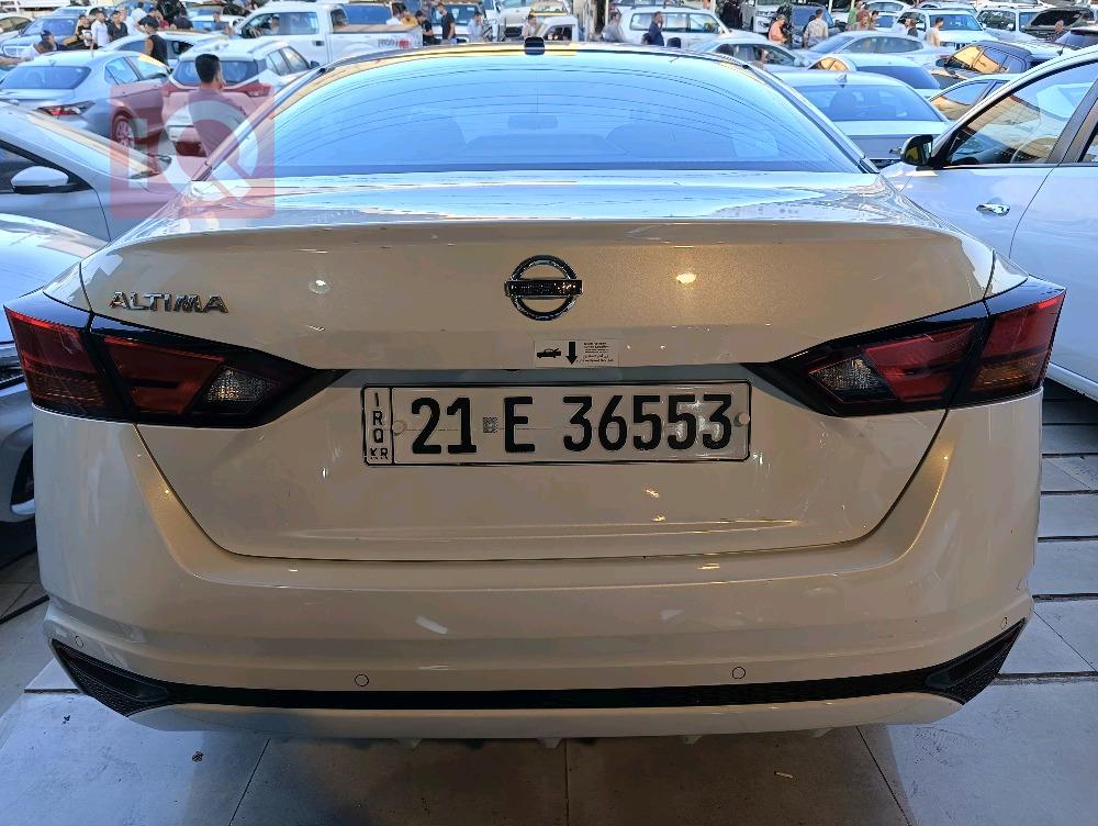 Nissan Altima
